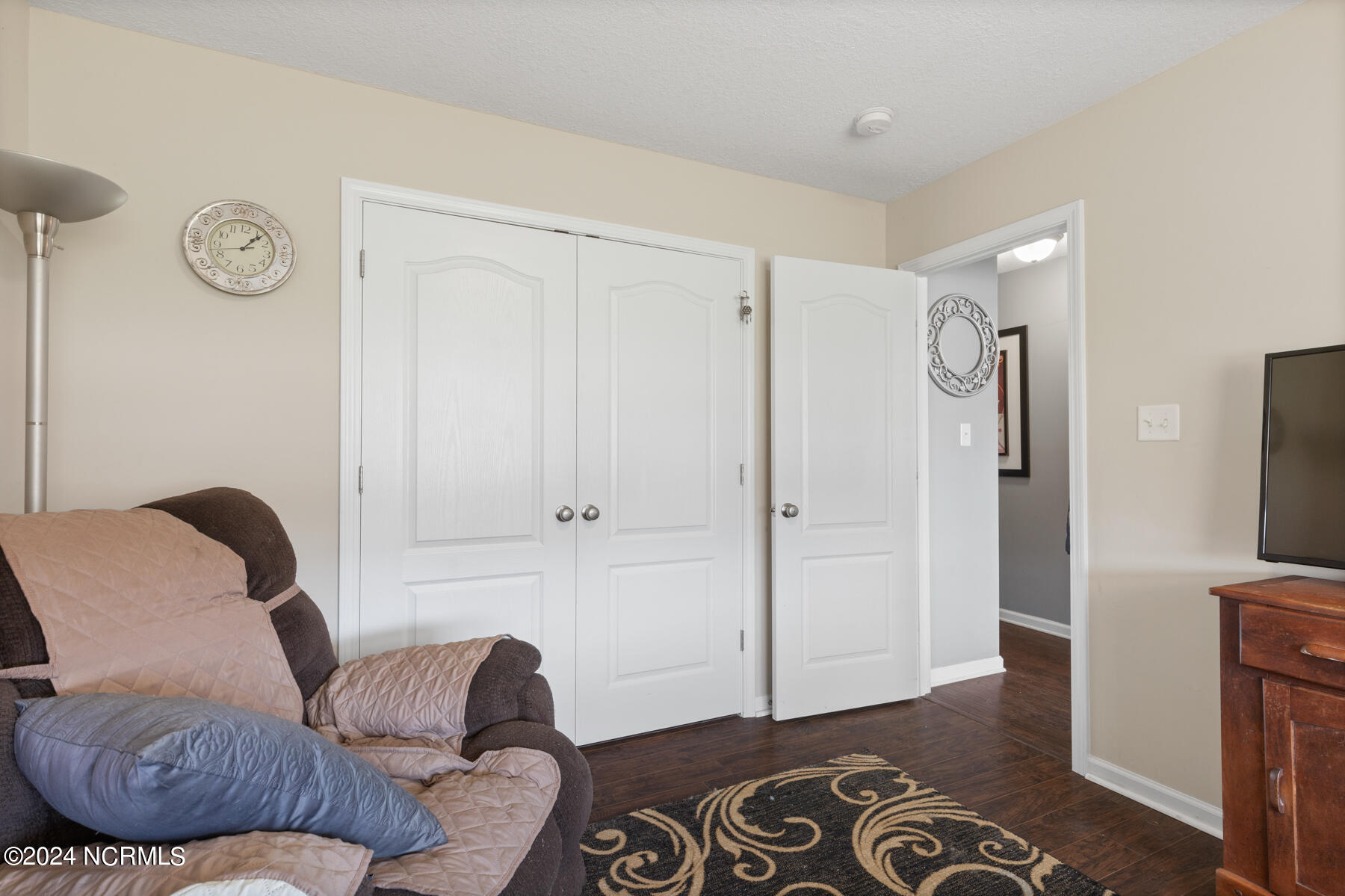 303 Merin Height Road Jacksonville, NC 28546 - Photo 15 of 25 Bedroom 1