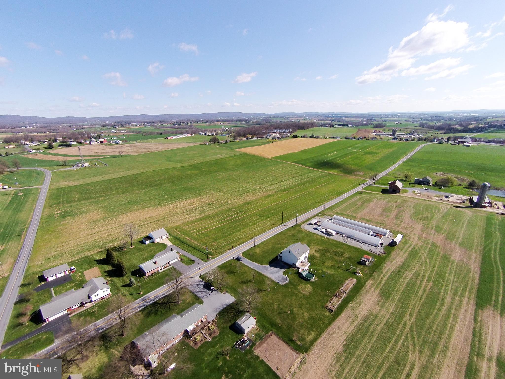 1452 Hossler Road Manheim, PA 17545 - Photo 6 of 13