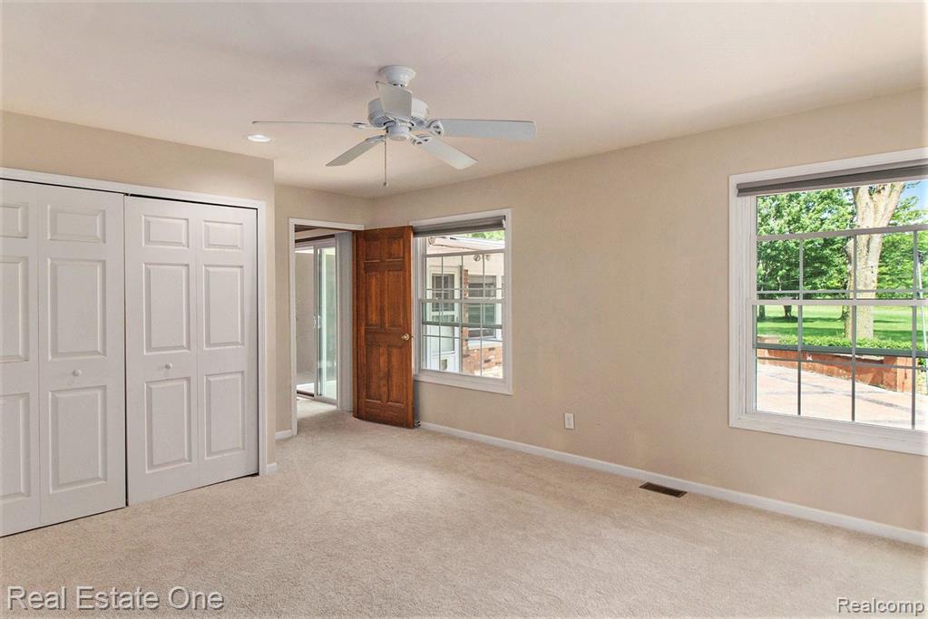 68925 Eight Mile Road South Lyon, MI 48178 - Photo 16 of 44