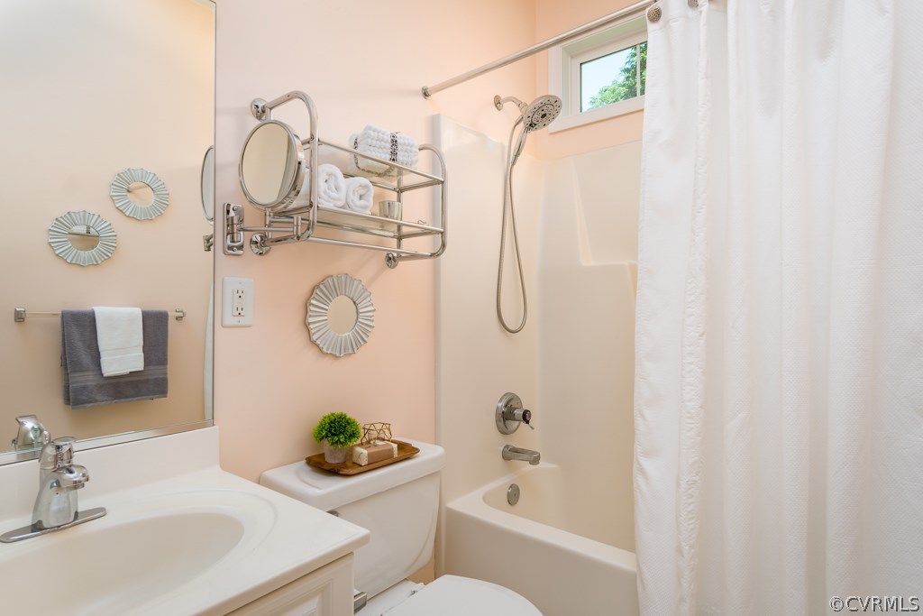 14123 Southshore Road Midlothian, VA 23112 - Photo 17 of 47 Gallery Image 17