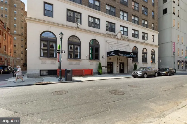 $1,050 | 1324 Locust Street, Unit 329, Philadelphia, PA 19107