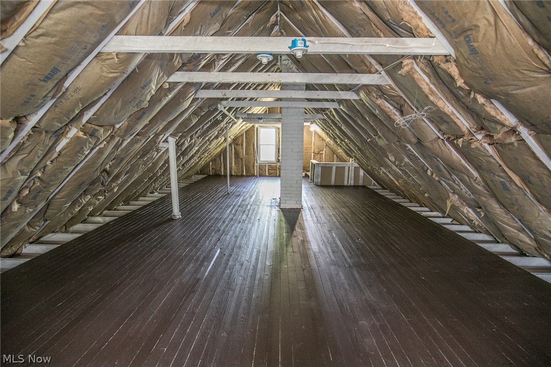 3231 Sycamore Road Cleveland, OH 44118 - Photo 32 of 35