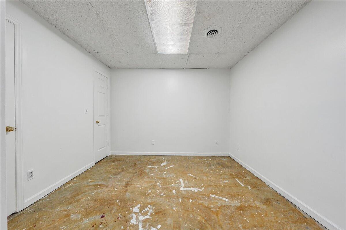 65 Avon Street Rocky Mount, VA 24151 - Photo 21 of 46 a view of room