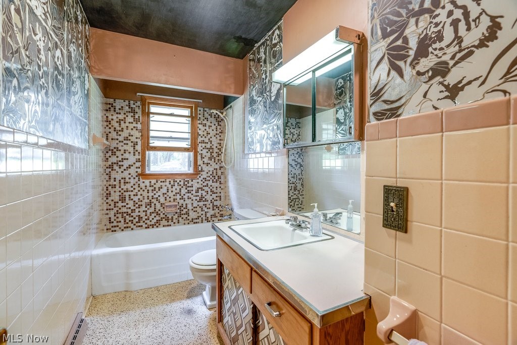274 Sagamore Road Northfield, OH 44067 - Photo 22 of 31 Full bath - 1st floor