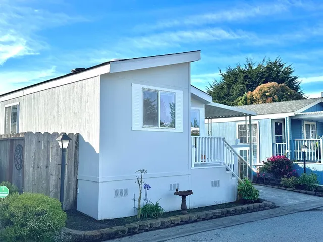 $454,000 | 23 Sea Breeze Drive, Unit 23, Half Moon Bay, CA 94019