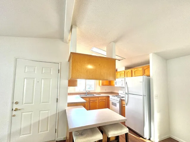 $454,000 | 23 Sea Breeze Drive, Unit 23, Half Moon Bay, CA 94019