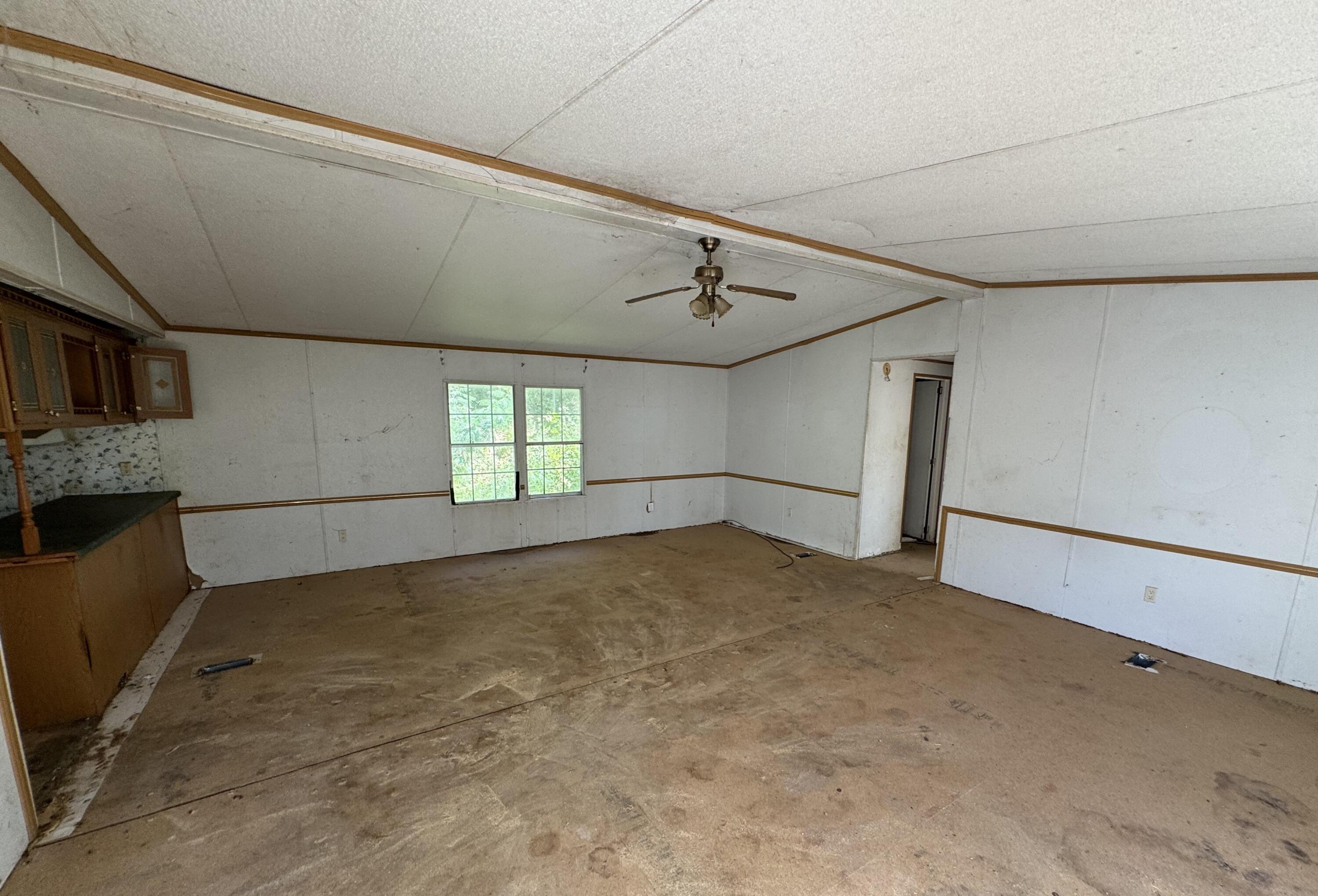 205 Nelson Street Corbin, KY 40701 - Photo 2 of 11 2