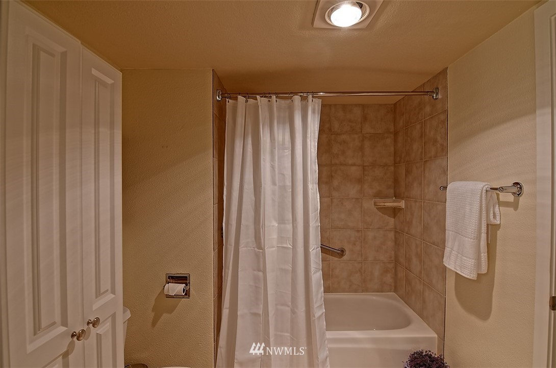 3908 243rd Place Southeast, Unit Q101 Bothell, WA 98021 - Photo 15 of 24 Gallery Image 15