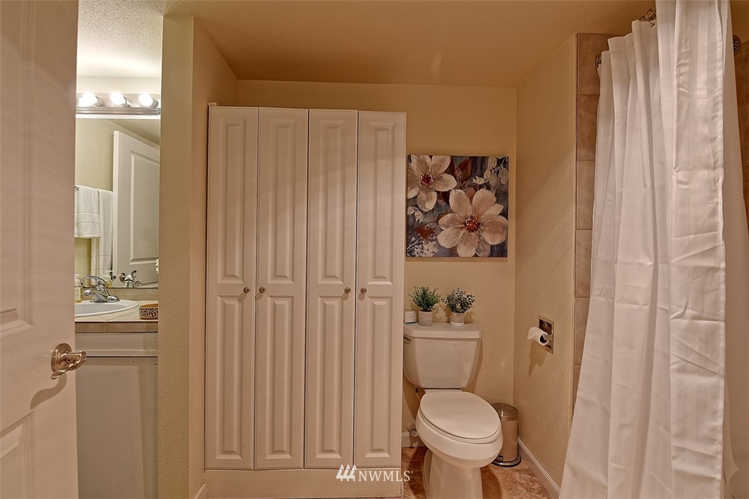 3908 243rd Place Southeast, Unit Q101 Bothell, WA 98021 - Photo 16 of 24 Gallery Image 16