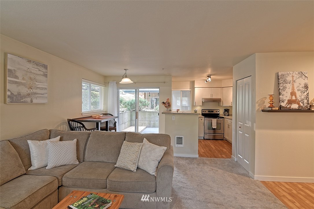 3908 243rd Place Southeast, Unit Q101 Bothell, WA 98021 - Photo 5 of 24 Gallery Image 5