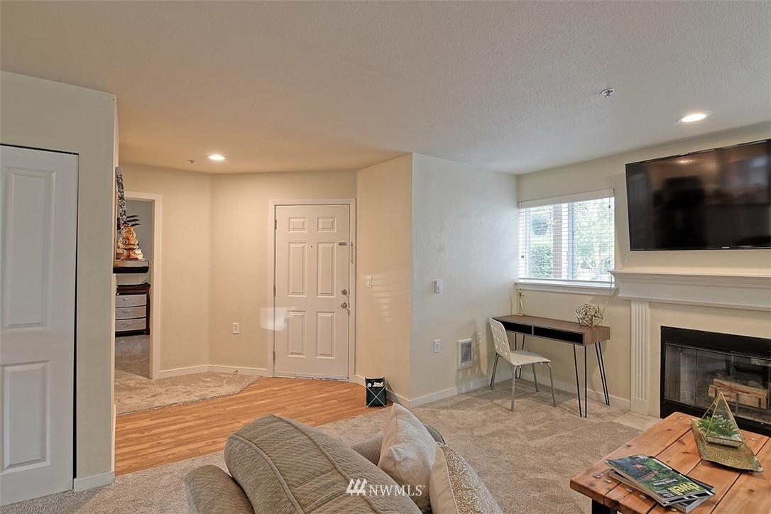 3908 243rd Place Southeast, Unit Q101 Bothell, WA 98021 - Photo 9 of 24 Gallery Image 9