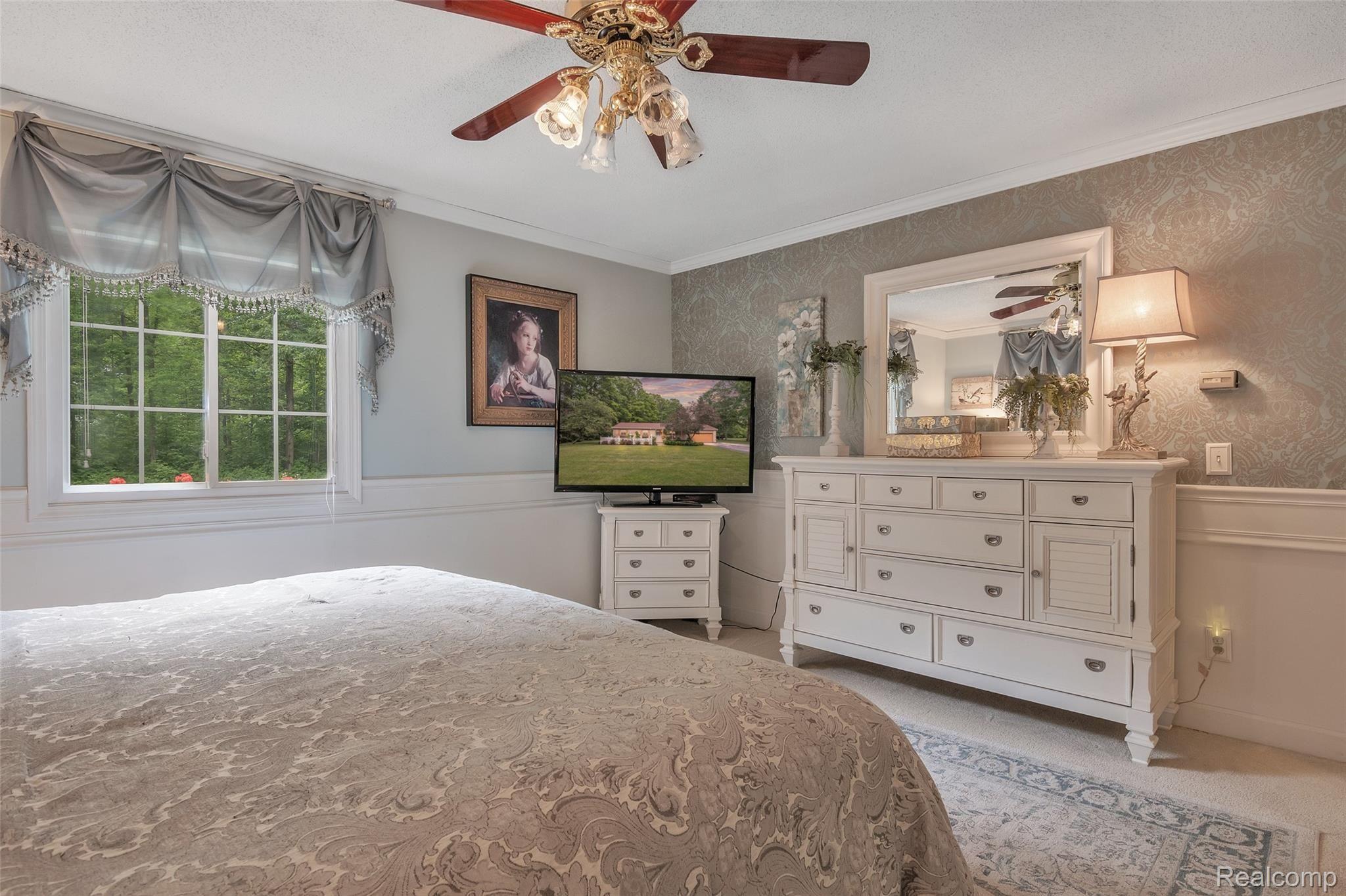 27117 Bell Road New Boston, MI 48164 - Photo 29 of 49 22-27117-Bell-Rd-WindowStill-Real-Estate-Photography-22.jpg