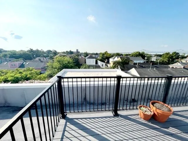 $3,600 | 323 Morgan Street, Unit E, New Orleans, LA 70114