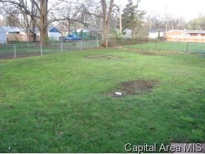2622 Huntington Road Springfield, IL 62703 - Photo 3 of 12