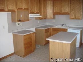 2622 Huntington Road Springfield, IL 62703 - Photo 5 of 12