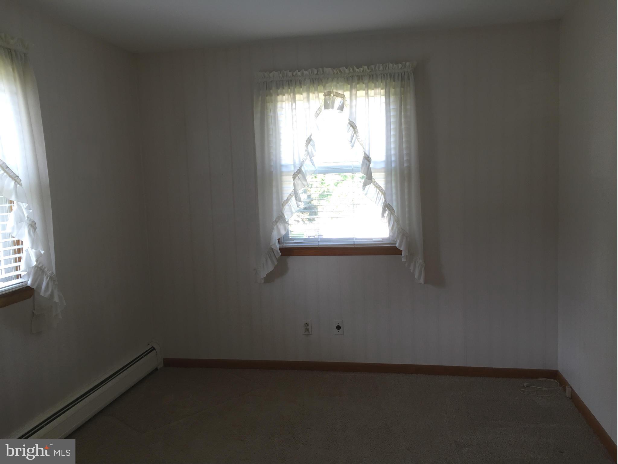 2528 Greene Road Baldwin, MD 21013 - Photo 18 of 30 an empty room with a window