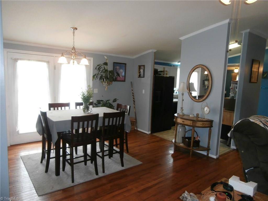 2542 Young Road Walnut Cove, NC 27052 - Photo 9 of 28 Dining Room