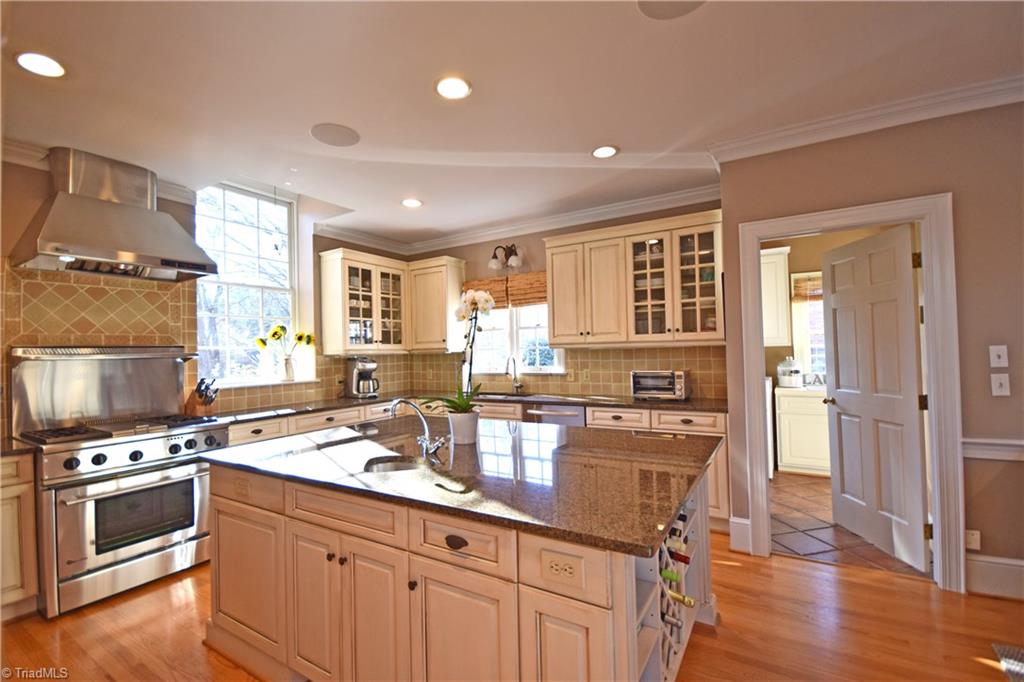 2555 Bitting Road Winston-Salem, NC 27104 - Photo 8 of 27 Gallery Image 8