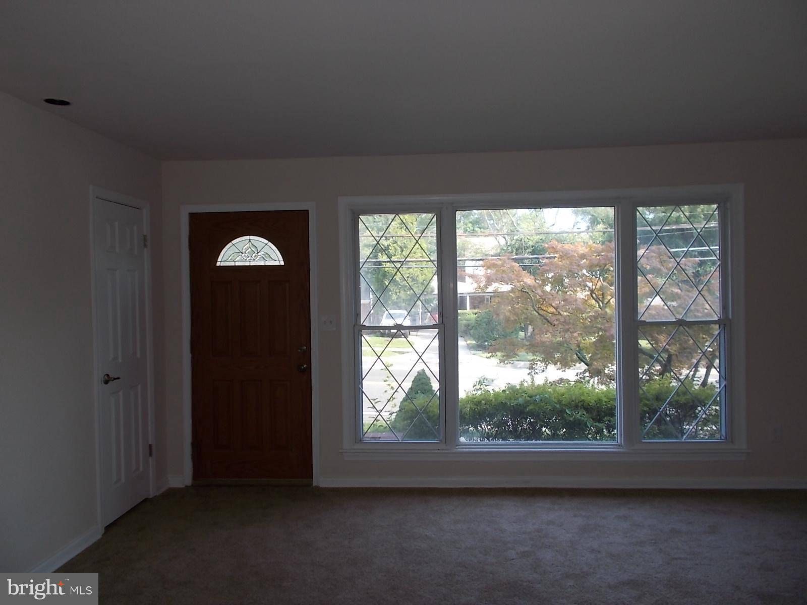 7305 Good Luck Road New Carrollton, MD 20784 - Photo 2 of 15 Living Room
