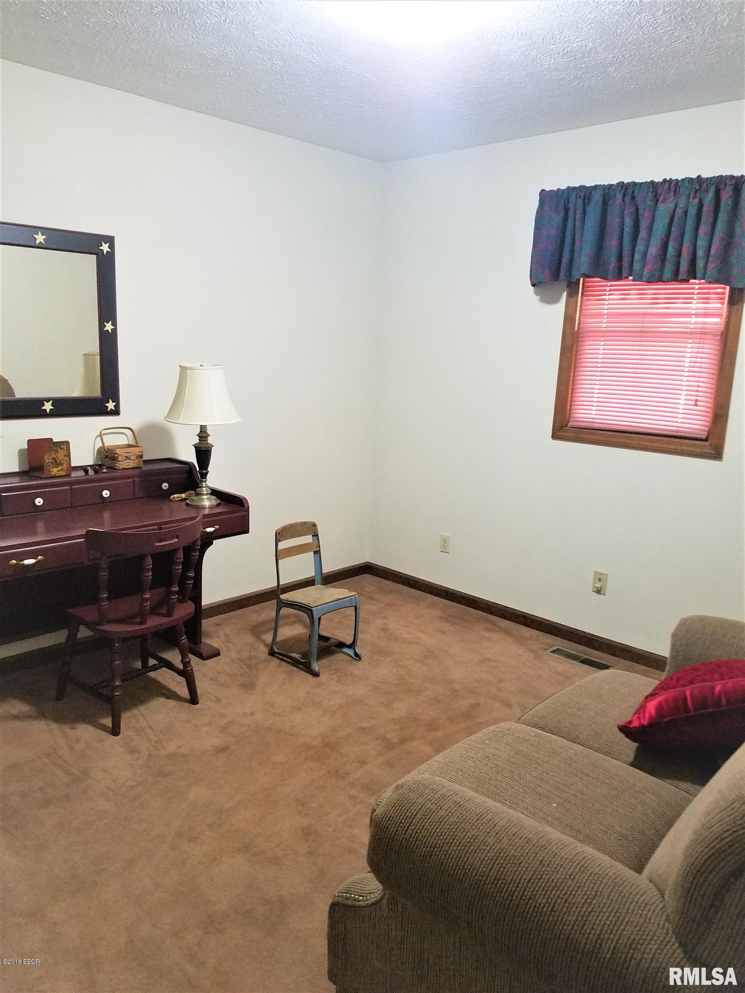110 Freeman Spur Road Herrin, IL 62948 - Photo 17 of 22 Gallery Image 17