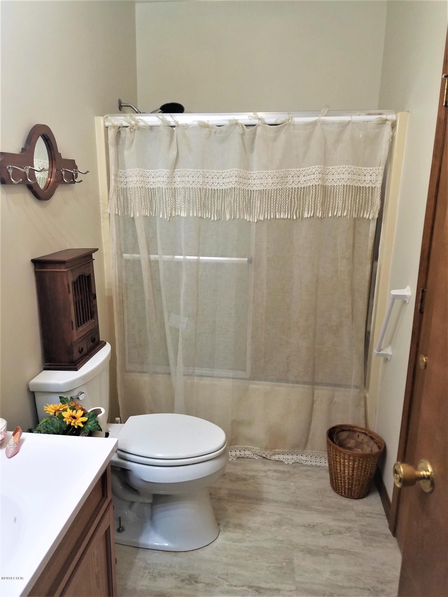 110 Freeman Spur Road Herrin, IL 62948 - Photo 18 of 22 Gallery Image 18