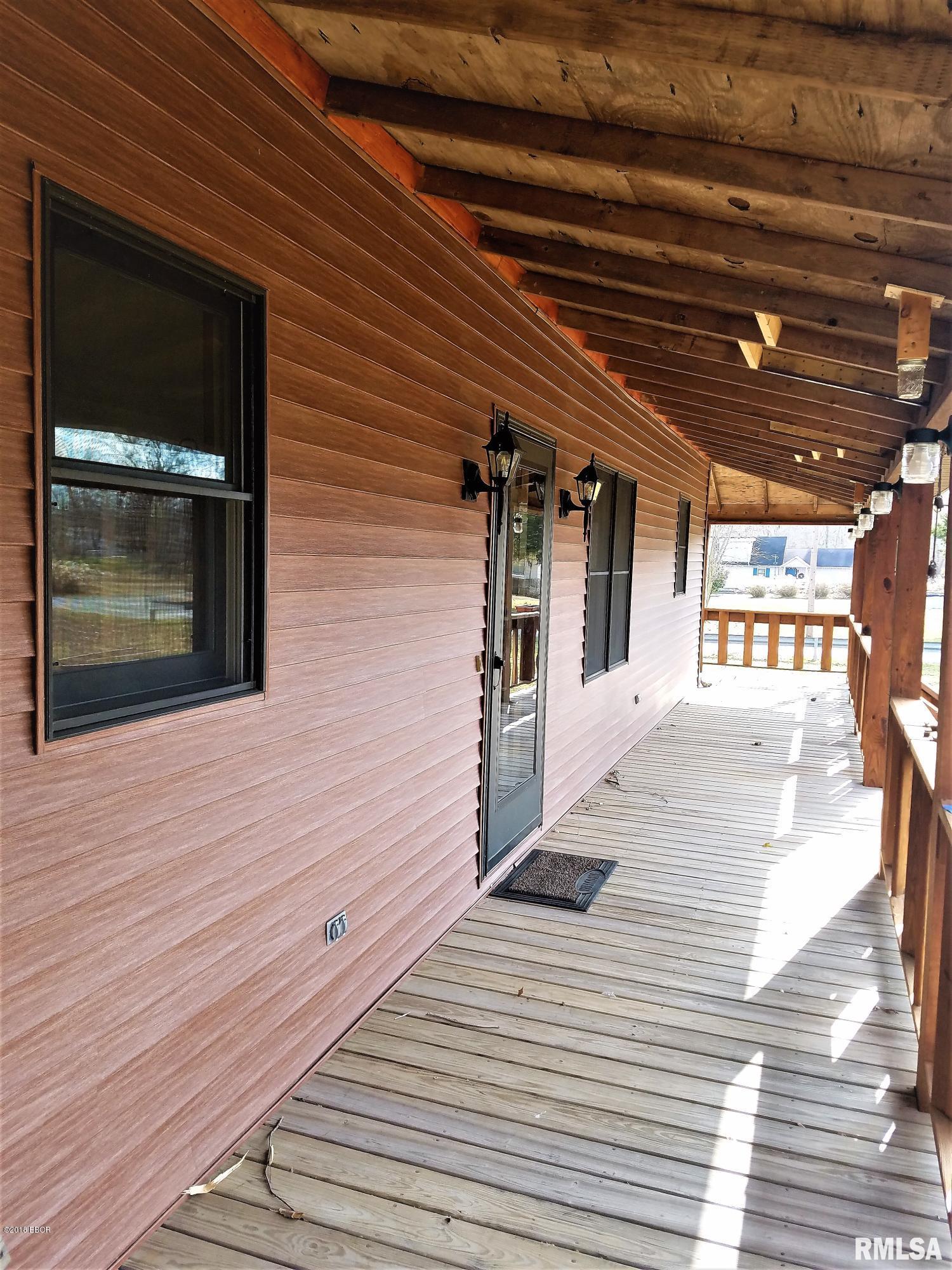 110 Freeman Spur Road Herrin, IL 62948 - Photo 6 of 22 Gallery Image 6