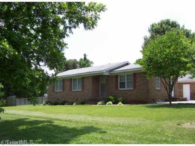 7405 Alcorn Road Greensboro, NC 27409 - Photo 1 of 6 Exterior Front.