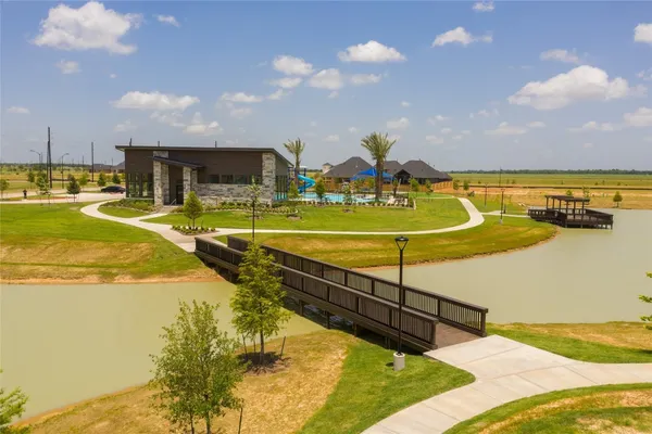 $895,000 | 140 Lakehouse Landing Drive, Katy, TX 77493