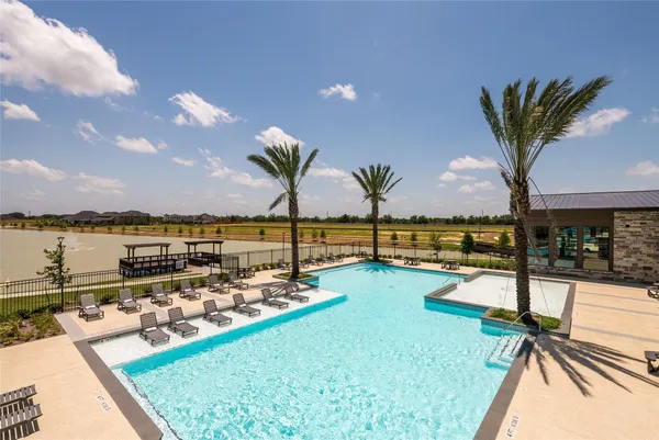 $895,000 | 140 Lakehouse Landing Drive, Katy, TX 77493