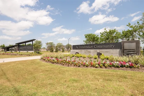 $895,000 | 140 Lakehouse Landing Drive, Katy, TX 77493