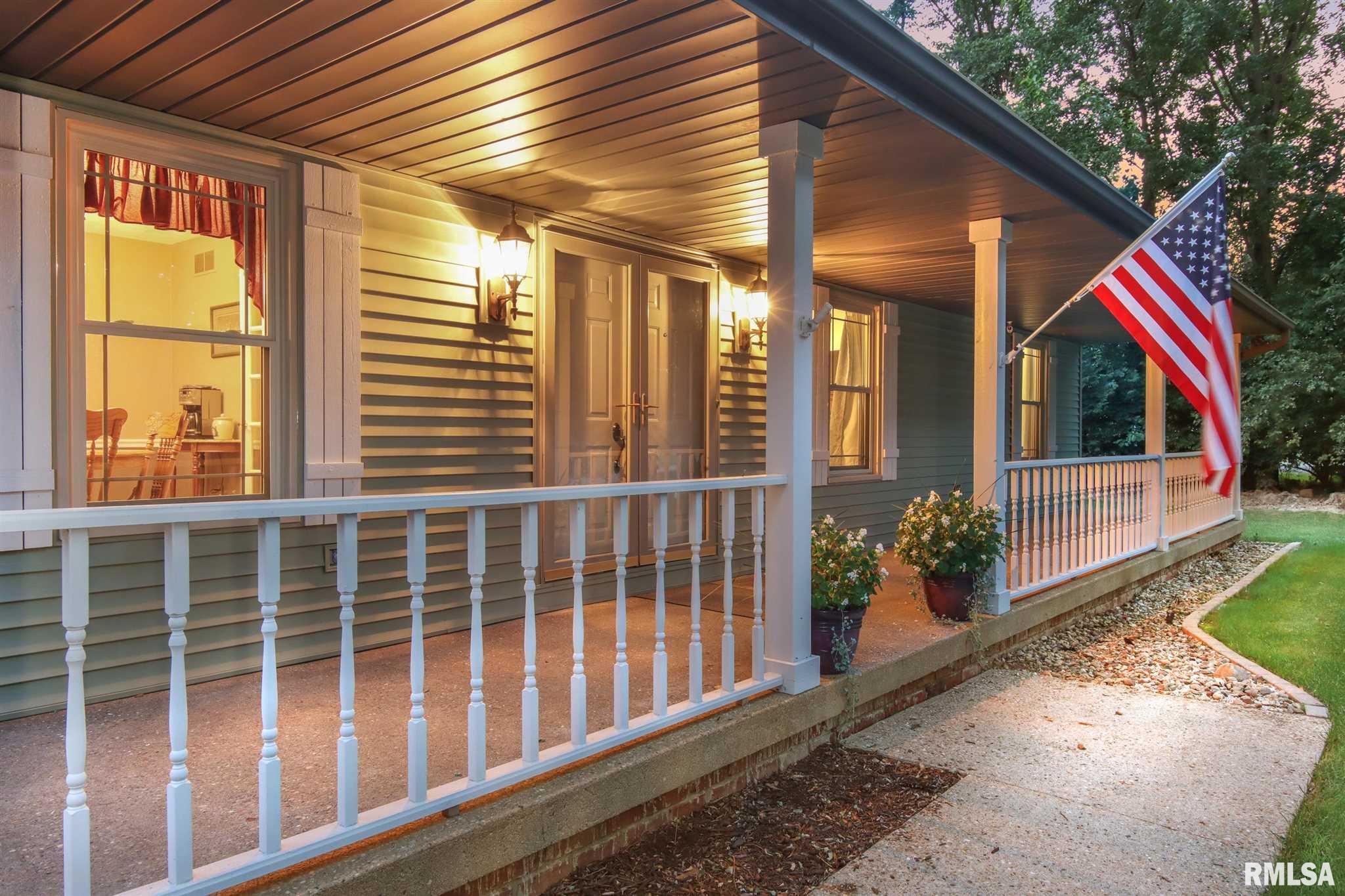22555 Spring Creek Road Washington, IL 61571 - Photo 2 of 50 Gallery Image 2