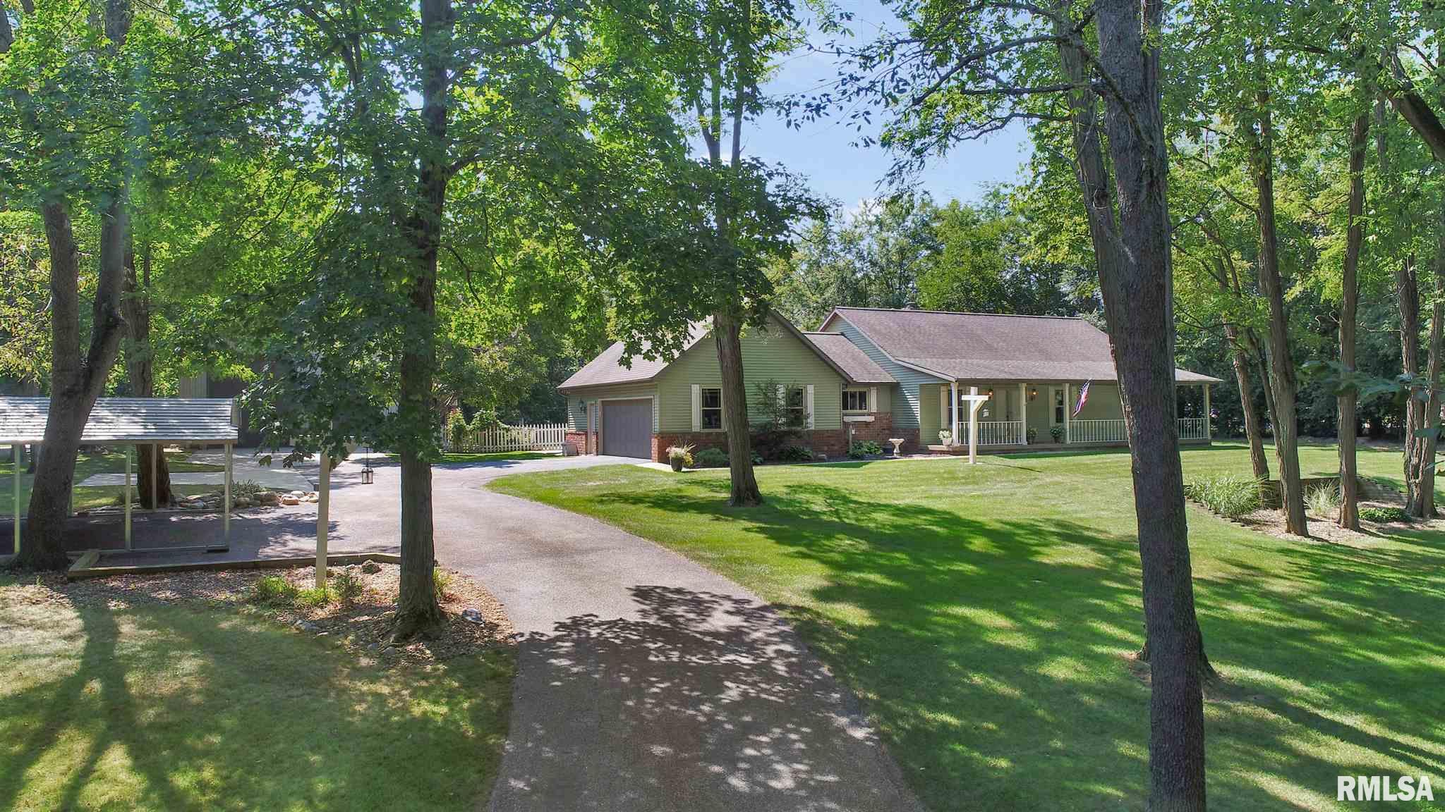 22555 Spring Creek Road Washington, IL 61571 - Photo 3 of 50 Gallery Image 3