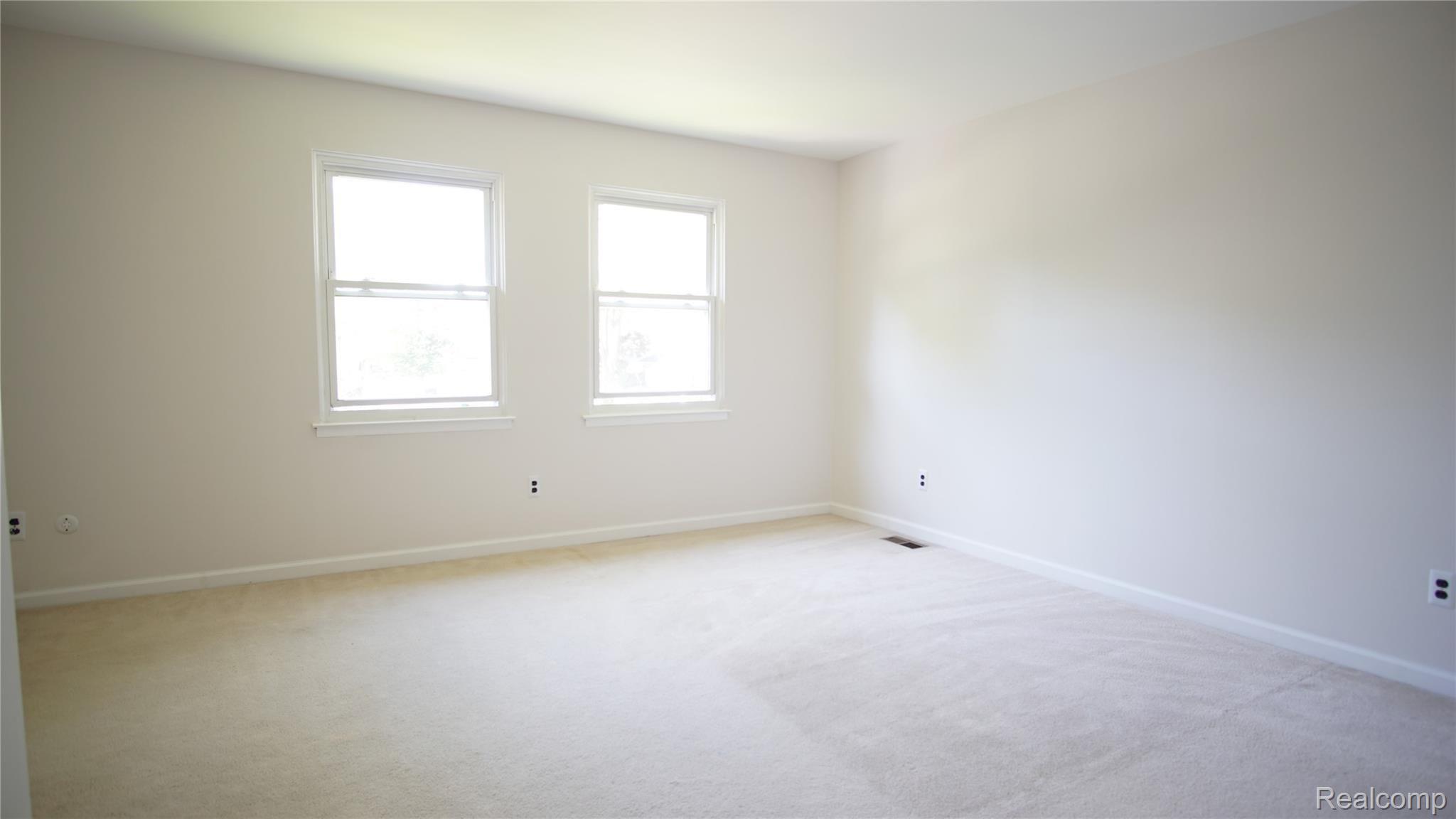 42560 Cherry Hill Road Novi, MI 48375 - Photo 14 of 20 UIWQ3778.JPG
