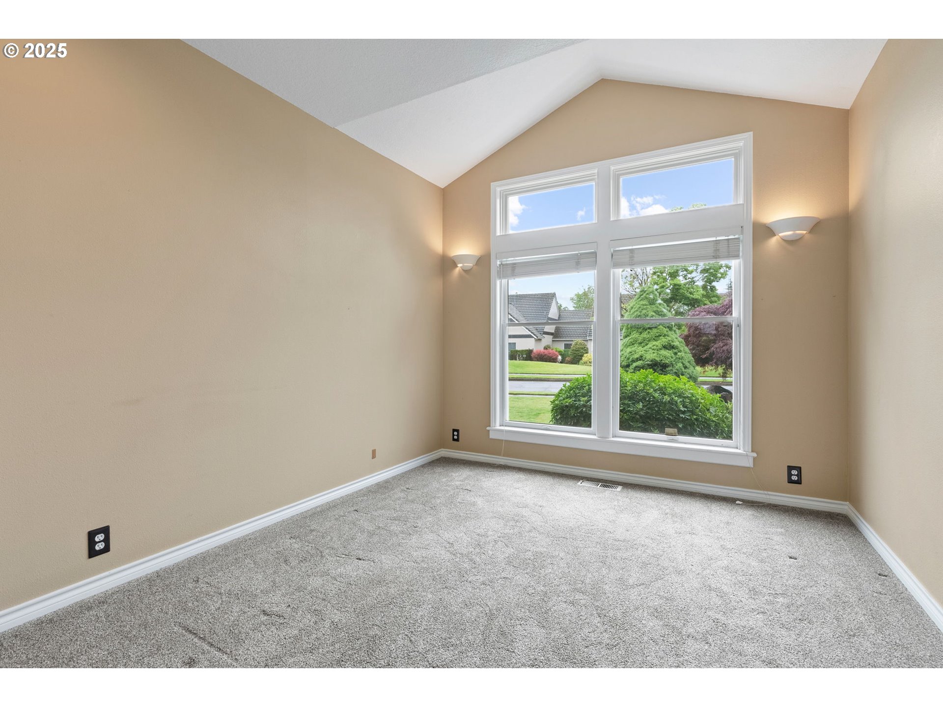 2303 Miller Farm Road Woodburn, OR 97071 - Photo 23 of 36