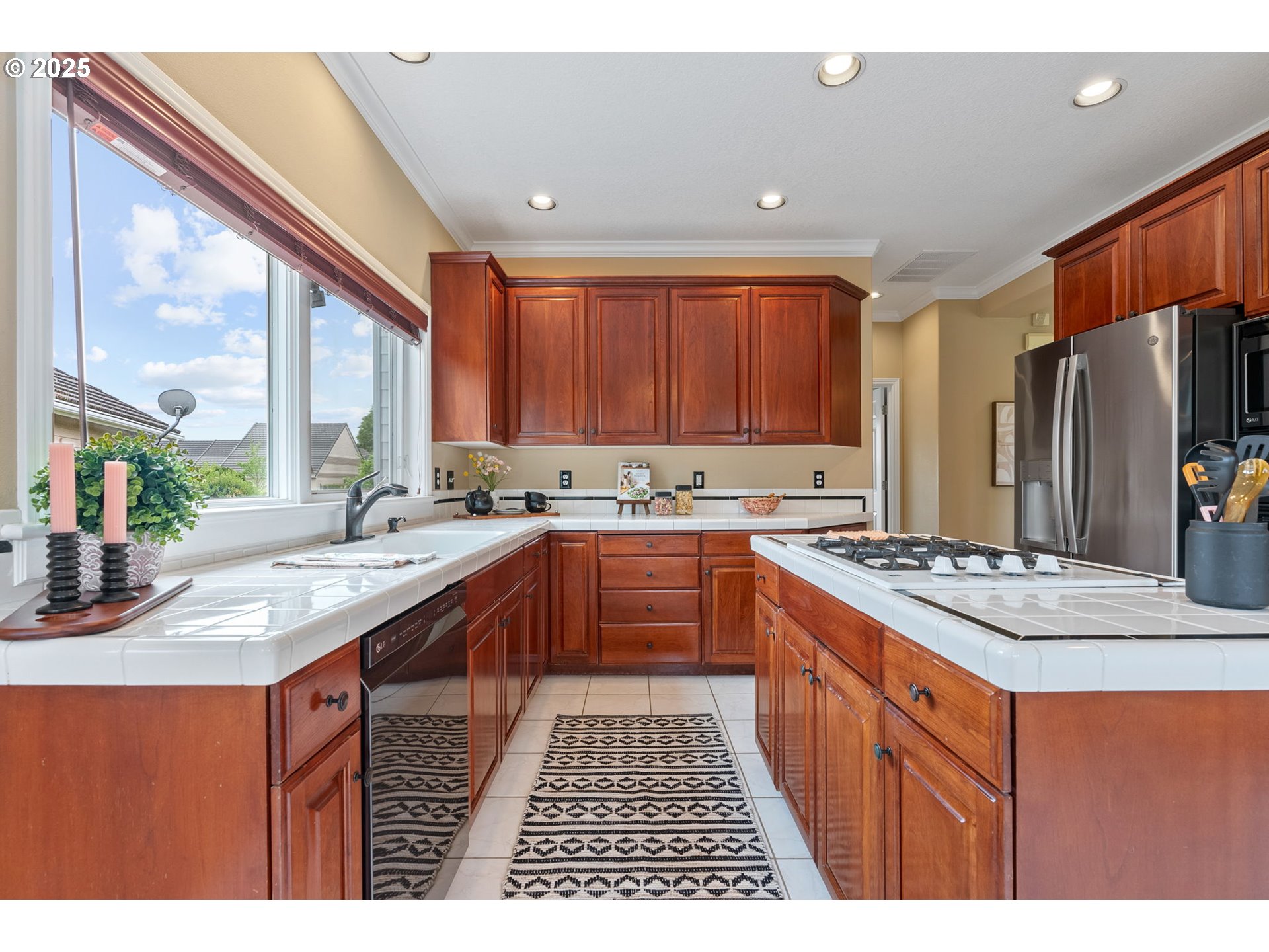 2303 Miller Farm Road Woodburn, OR 97071 - Photo 8 of 36