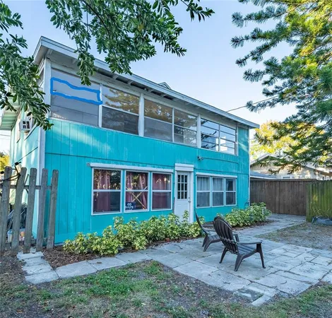 $1,695 | 2417 3rd Avenue North, St. Petersburg, FL 33713