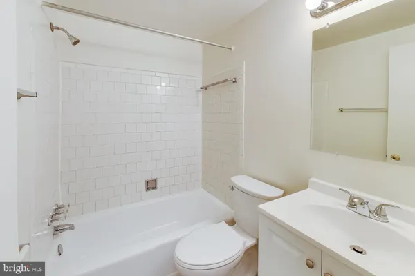 $1,350 | 5509 1st Street Northwest, Unit 204, Washington, DC 20011