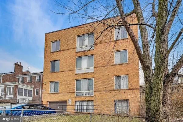 $1,350 | 5509 1st Street Northwest, Unit 204, Washington, DC 20011