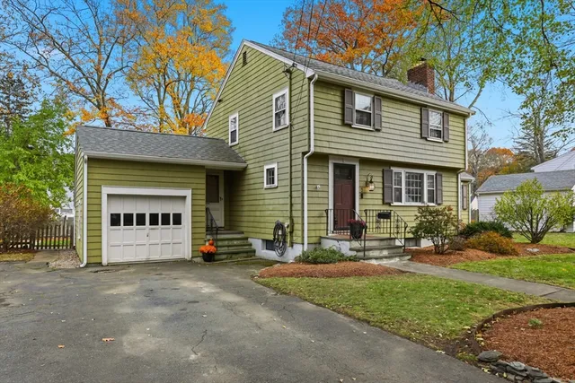 $950,000 | 5 Sheffield Road, Stoneham, MA 02180