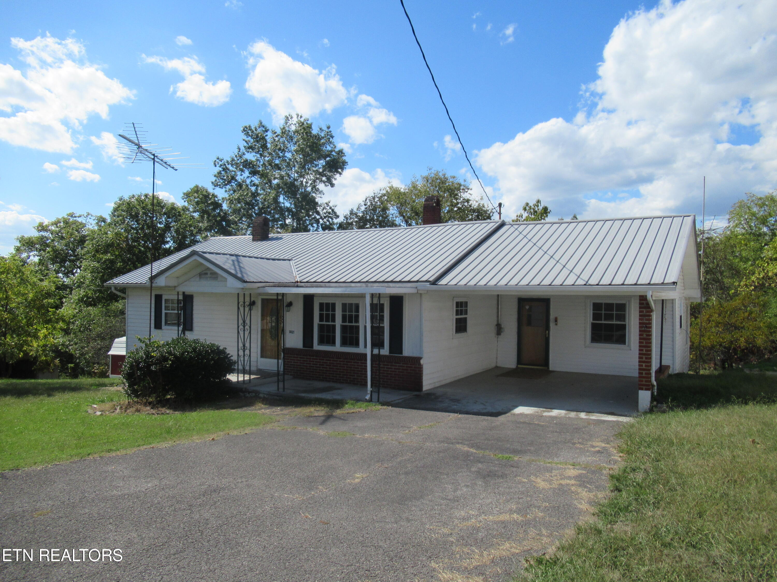 5021 Hopewell Road Harrogate, TN 37752 - Photo 1 of 33 049