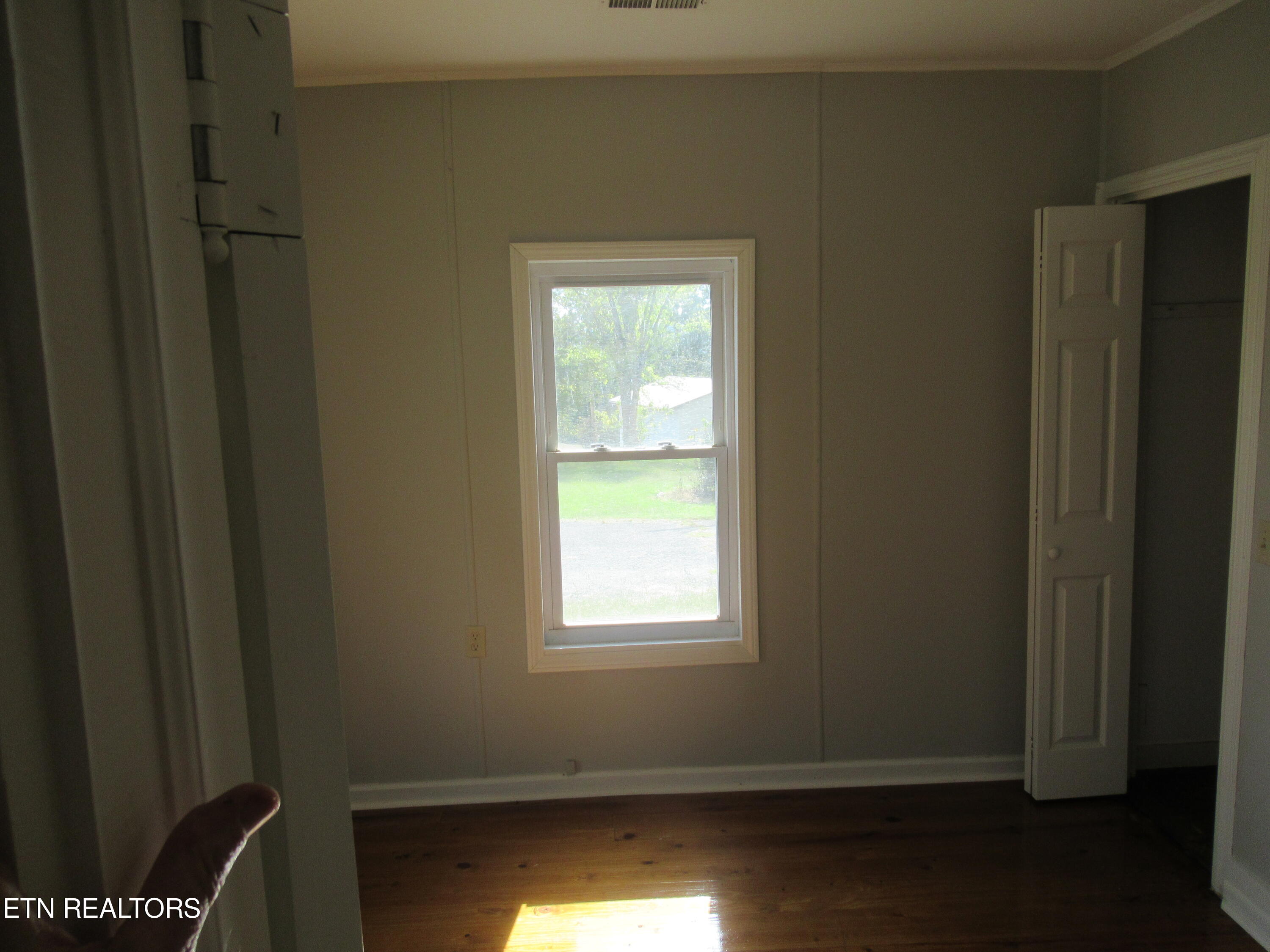 5021 Hopewell Road Harrogate, TN 37752 - Photo 27 of 33 071