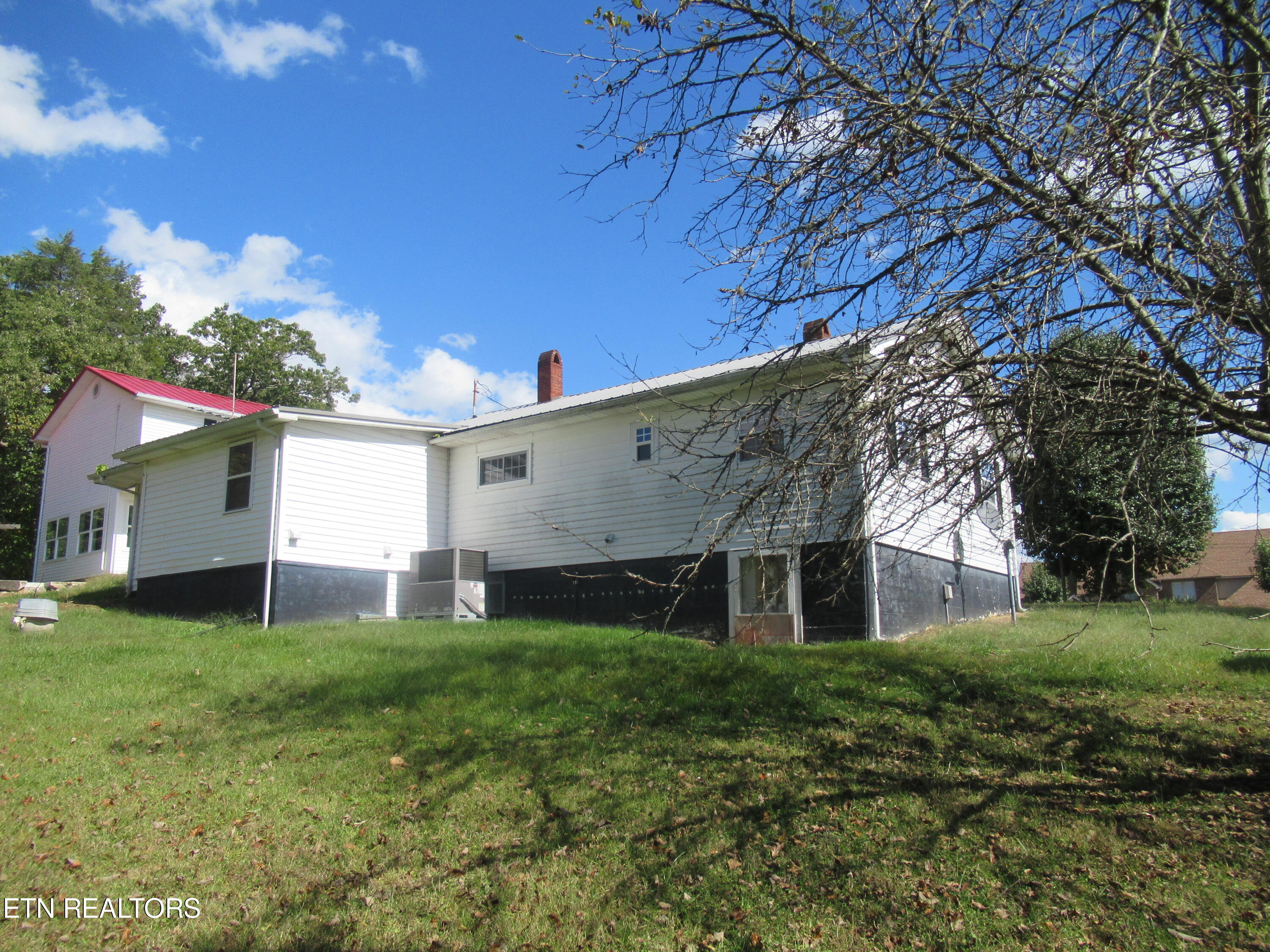 5021 Hopewell Road Harrogate, TN 37752 - Photo 5 of 33 053