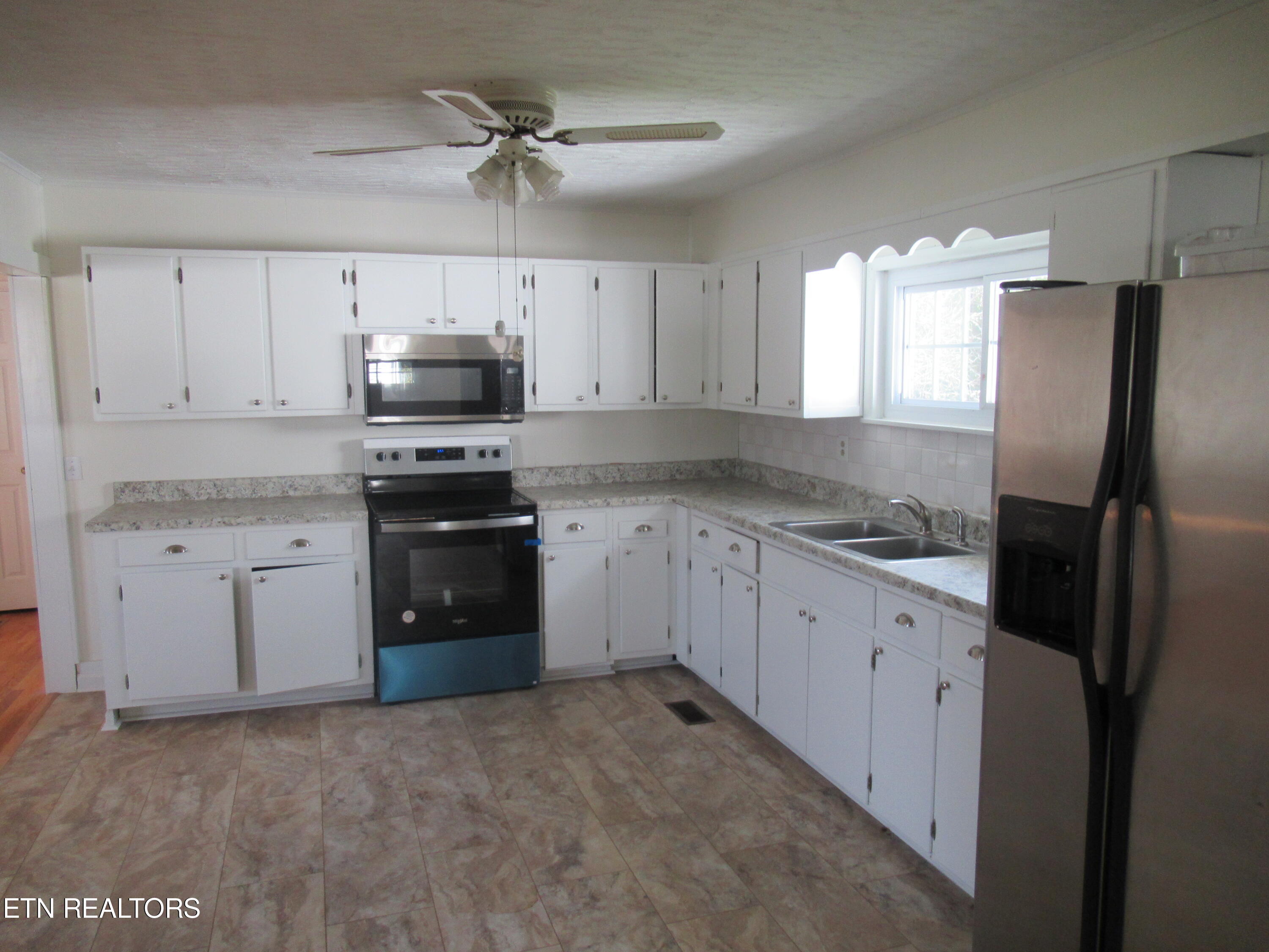 5021 Hopewell Road Harrogate, TN 37752 - Photo 9 of 33 055