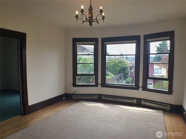 $1,185,000 | 910 Northwest 52nd Street, Seattle, WA 98107