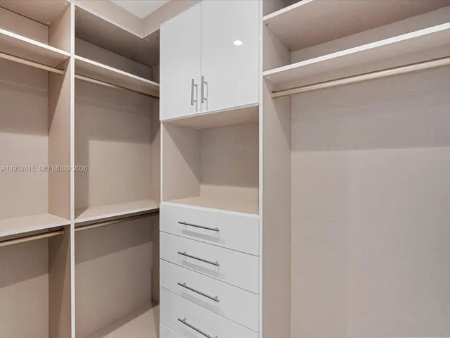 $18,000 | 220 Southeast Mizner Boulevard, Unit 506, Boca Raton, FL 33432