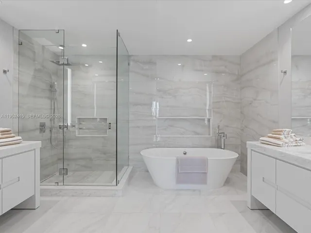 $18,000 | 220 Southeast Mizner Boulevard, Unit 506, Boca Raton, FL 33432