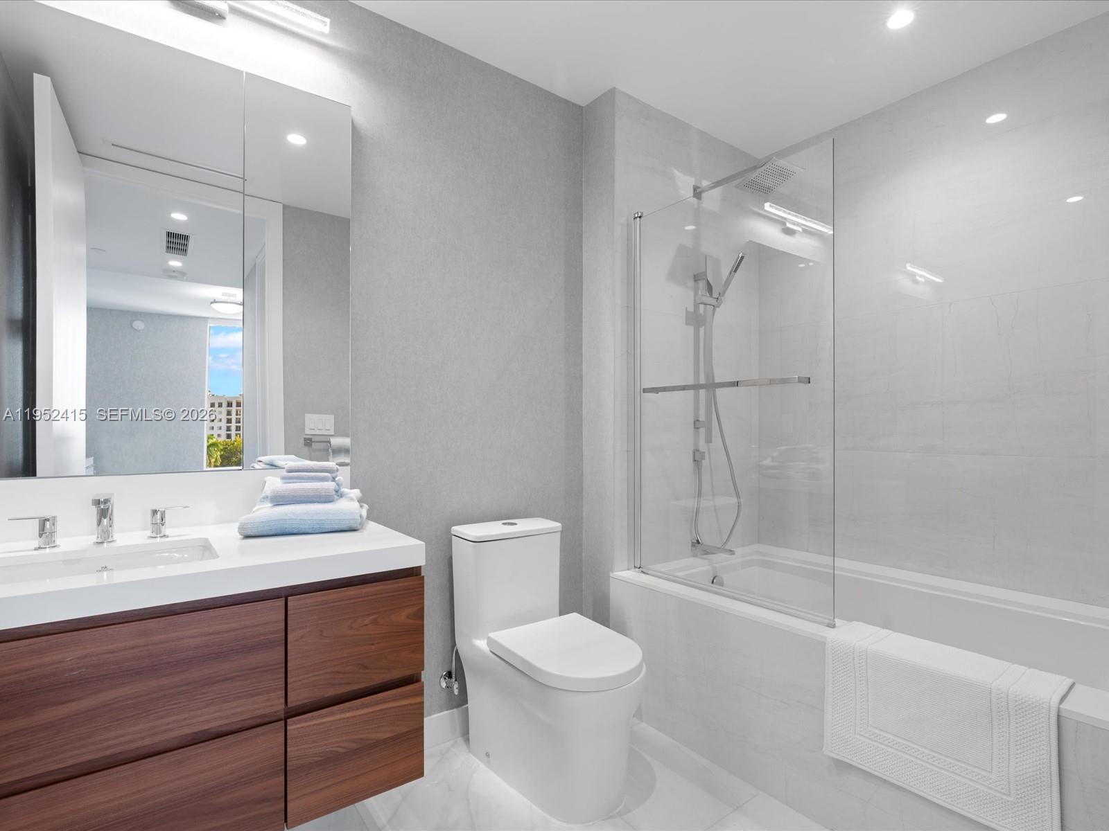 220 Southeast Mizner Boulevard, Unit 506 Boca Raton, FL 33432 - Photo 34 of 64