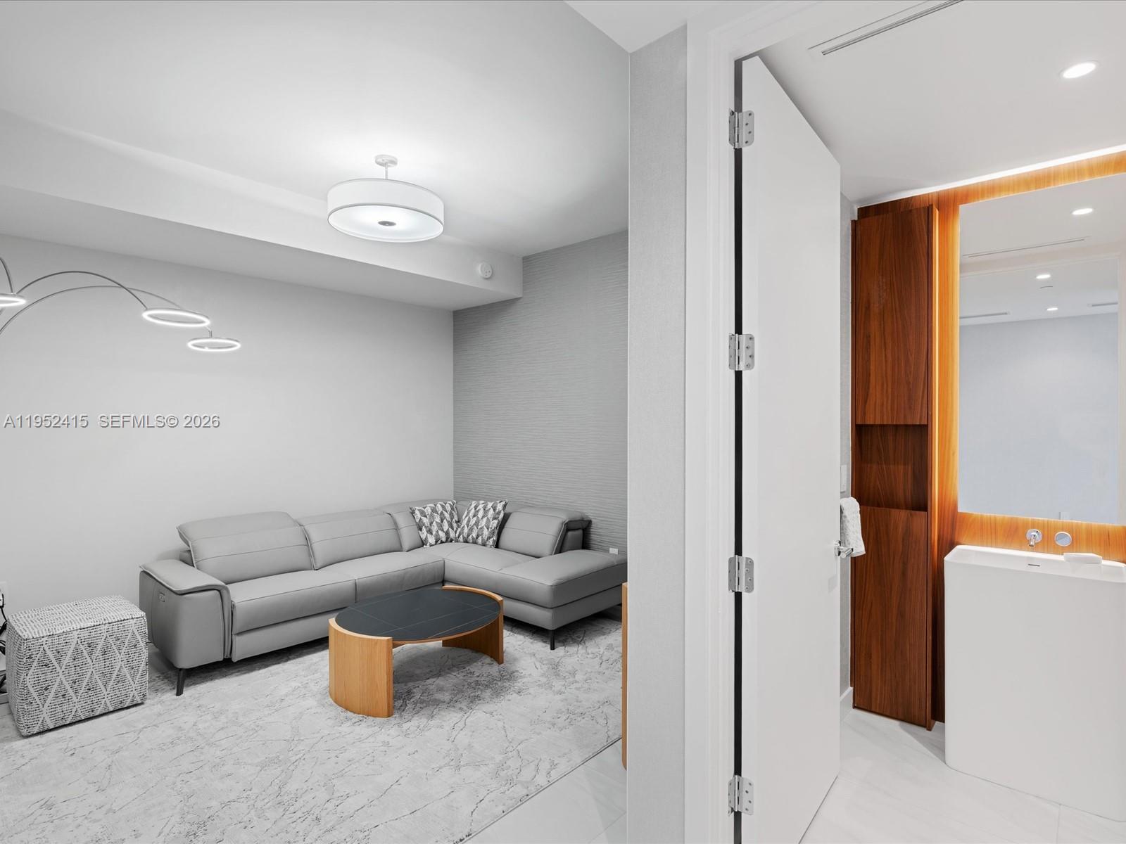 220 Southeast Mizner Boulevard, Unit 506 Boca Raton, FL 33432 - Photo 38 of 64