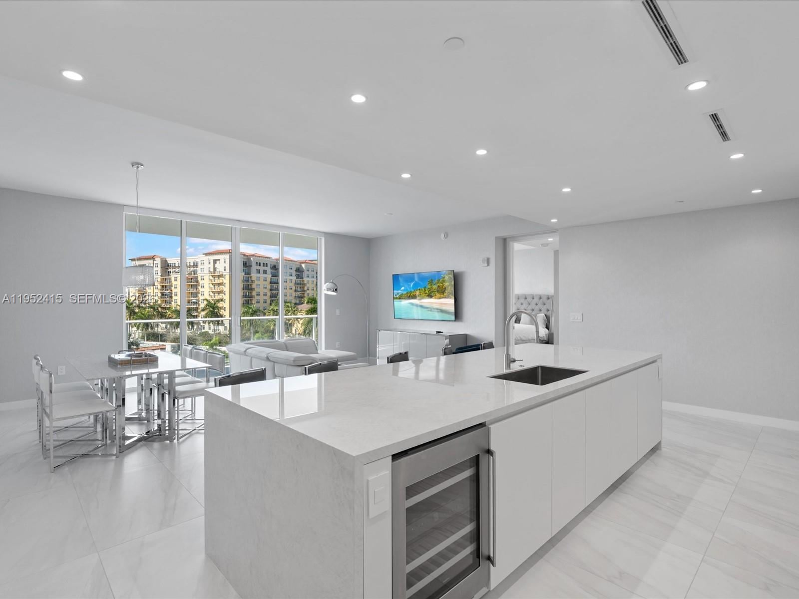 220 Southeast Mizner Boulevard, Unit 506 Boca Raton, FL 33432 - Photo 4 of 64