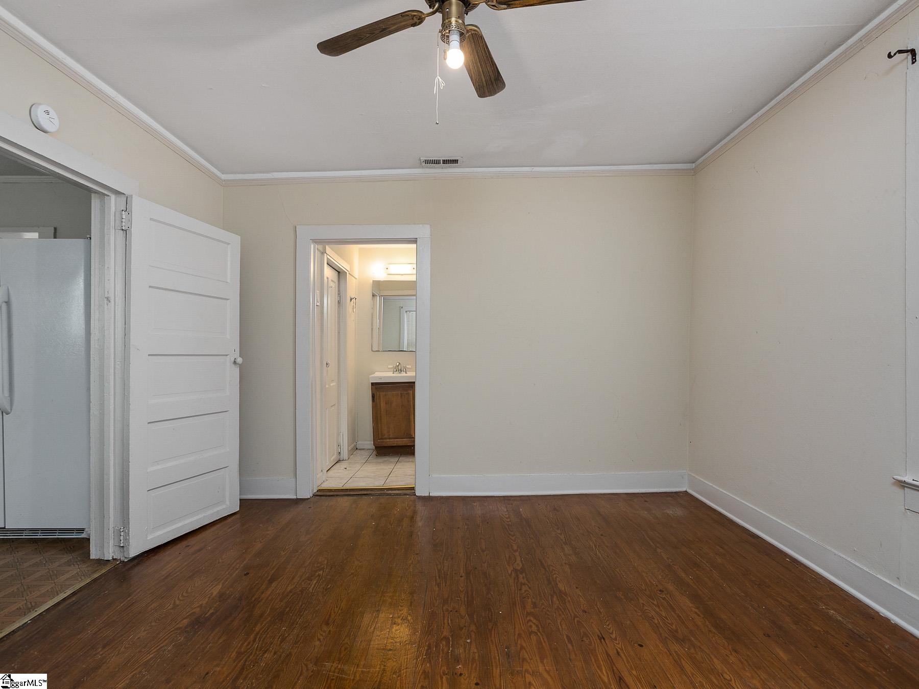 999 North James Road Greer, SC 29651 - Photo 12 of 20
